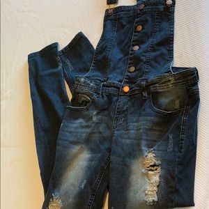 Ripped Jeans Overalls